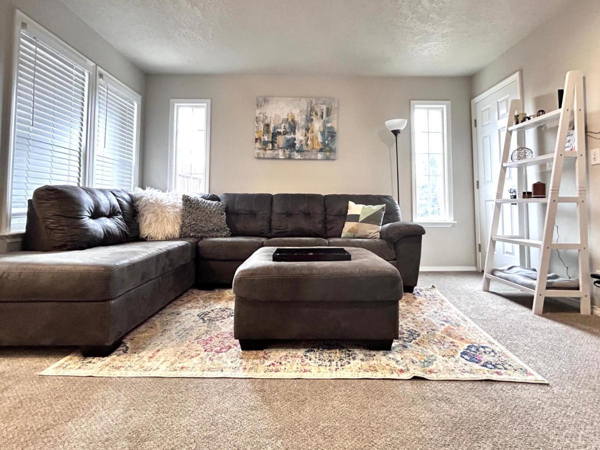 The Getaway Se Boise Condo Across The Street From Greenbelt, Bown Crossing And Boise River 3Bd 3Bath, 4 Beds! Lovely, Homey, Dining Table Seats 6 Dış mekan fotoğraf