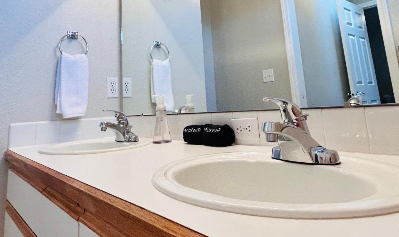 The Getaway Se Boise Condo Across The Street From Greenbelt, Bown Crossing And Boise River 3Bd 3Bath, 4 Beds! Lovely, Homey, Dining Table Seats 6 Dış mekan fotoğraf